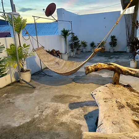 Precious Homestay Burgos  外观 照片